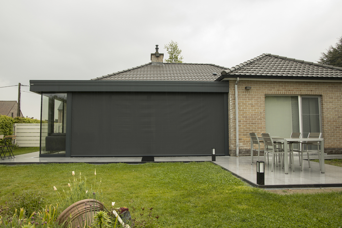 Moderne leefveranda met screens