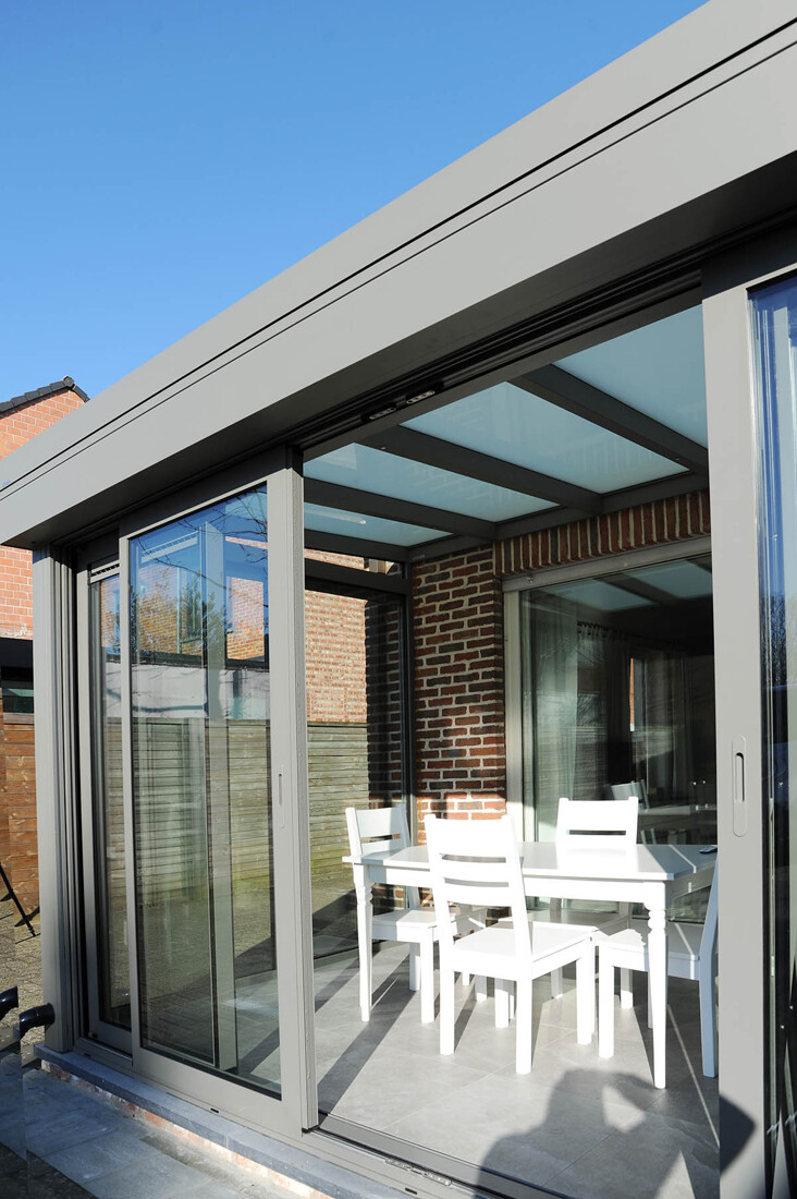 Veranda Agate met screens
