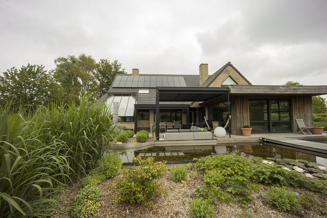 Combinatie van pergola JADE en AMBRE