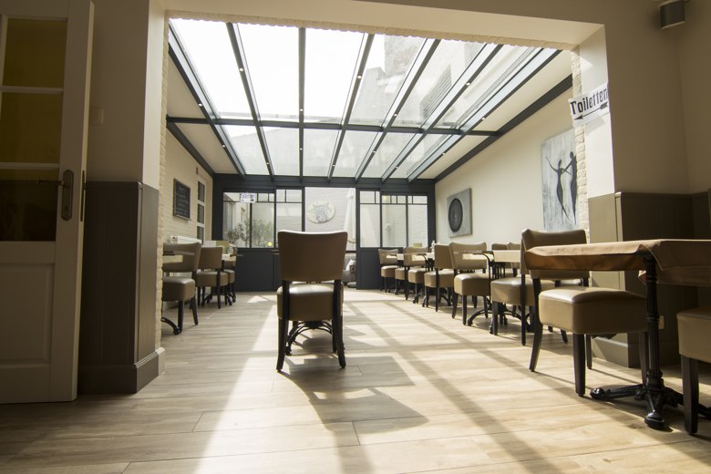 Uitbreiding Horeca zaal met aluminium veranda